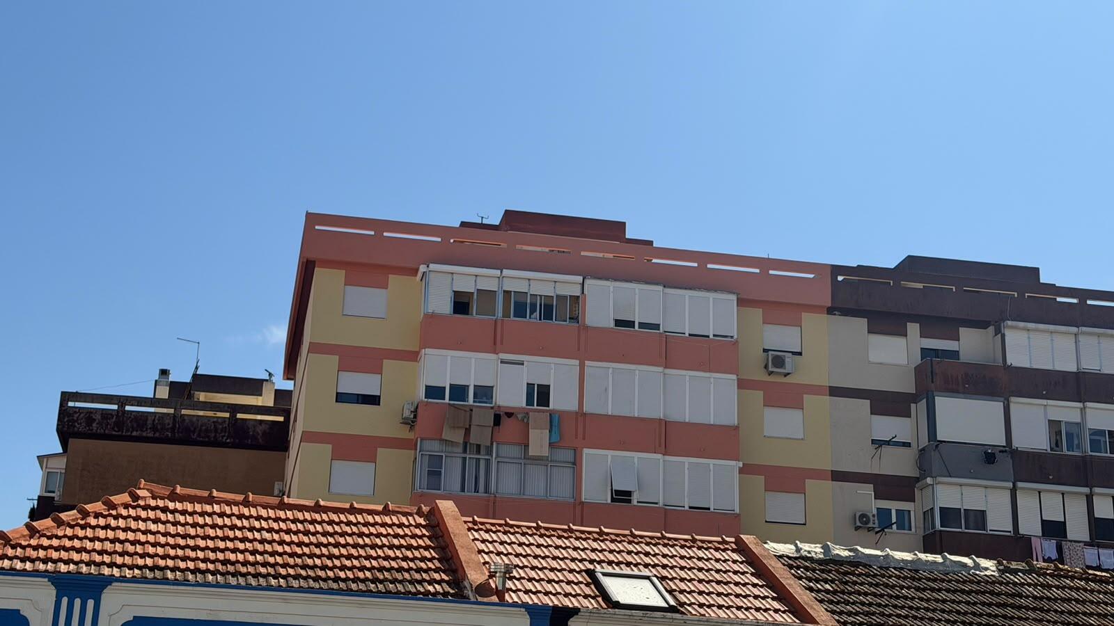 Fachada de prédio recuperada por acesso por corda em Lisboa | RJ Vertical